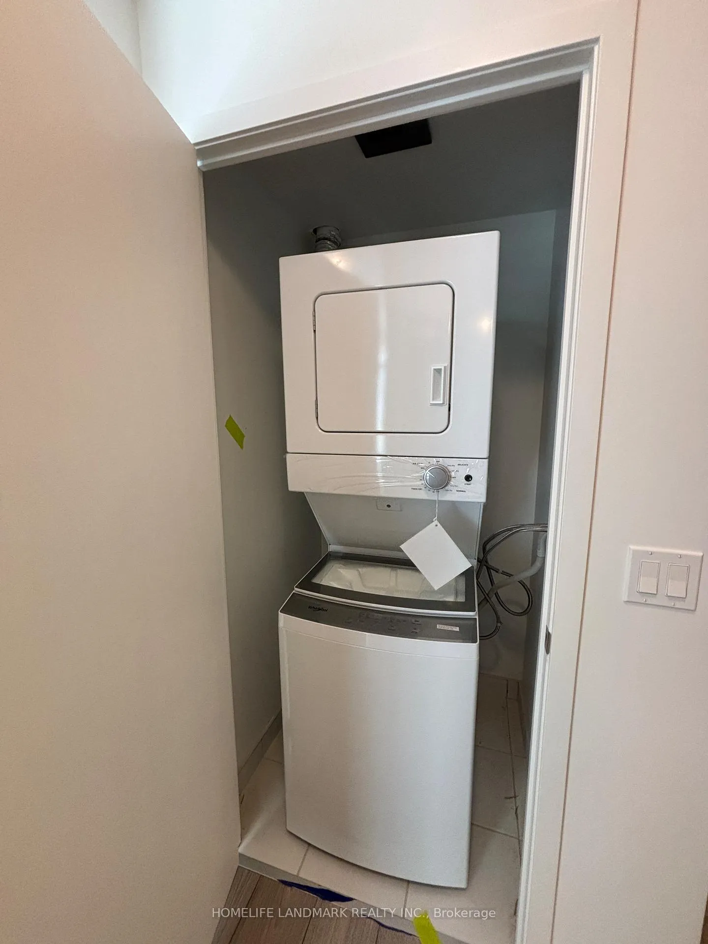 Photo 10 of Unit 2422, 498 Caldari Road, Vaughan, Concord — HOMEH