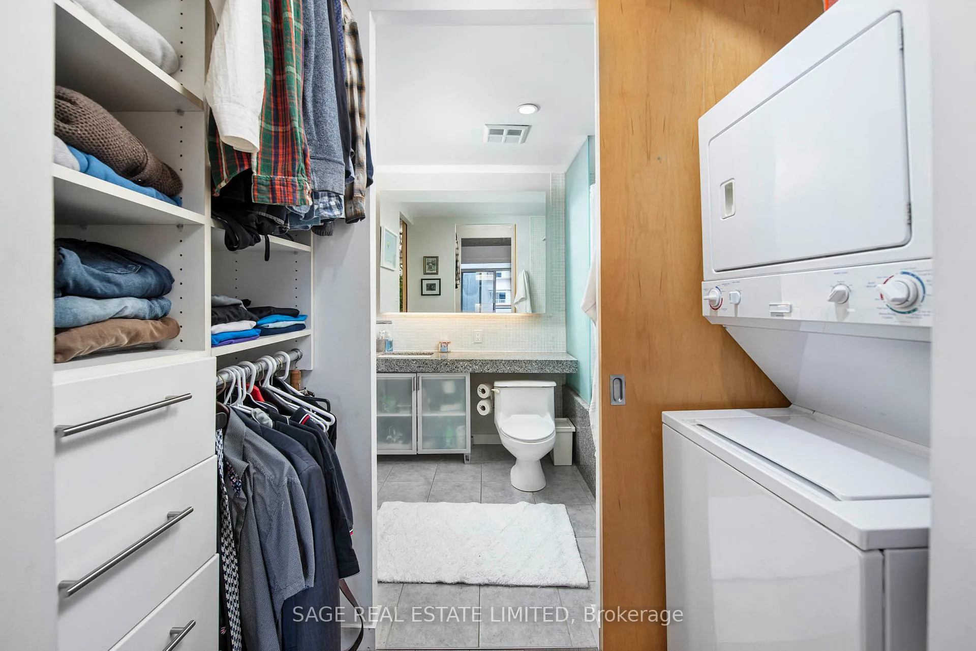 Photo 18 of Unit 328, 1 Shaw Street, Toronto, Niagara — HOMEH