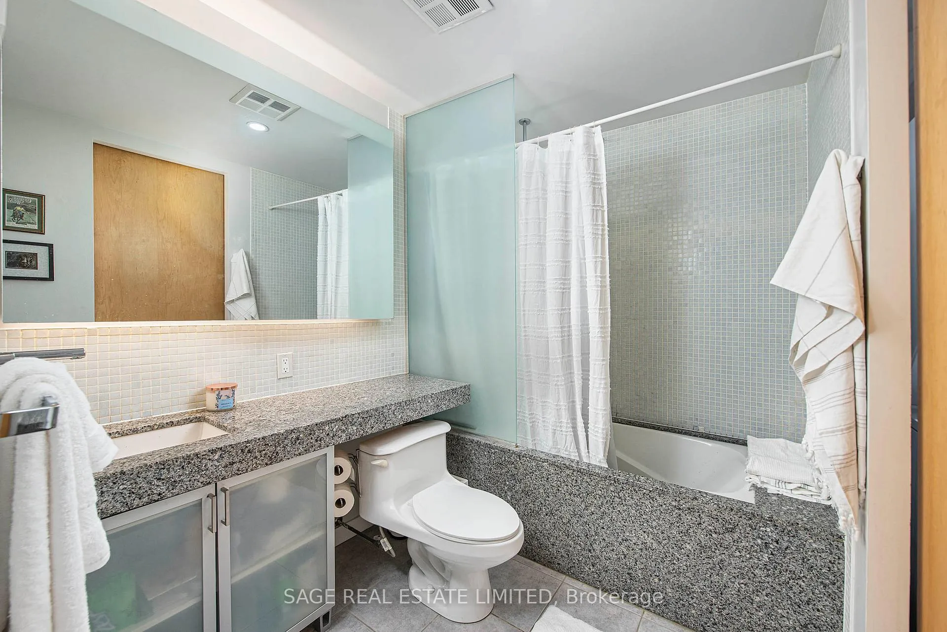Photo 19 of Unit 328, 1 Shaw Street, Toronto, Niagara — HOMEH