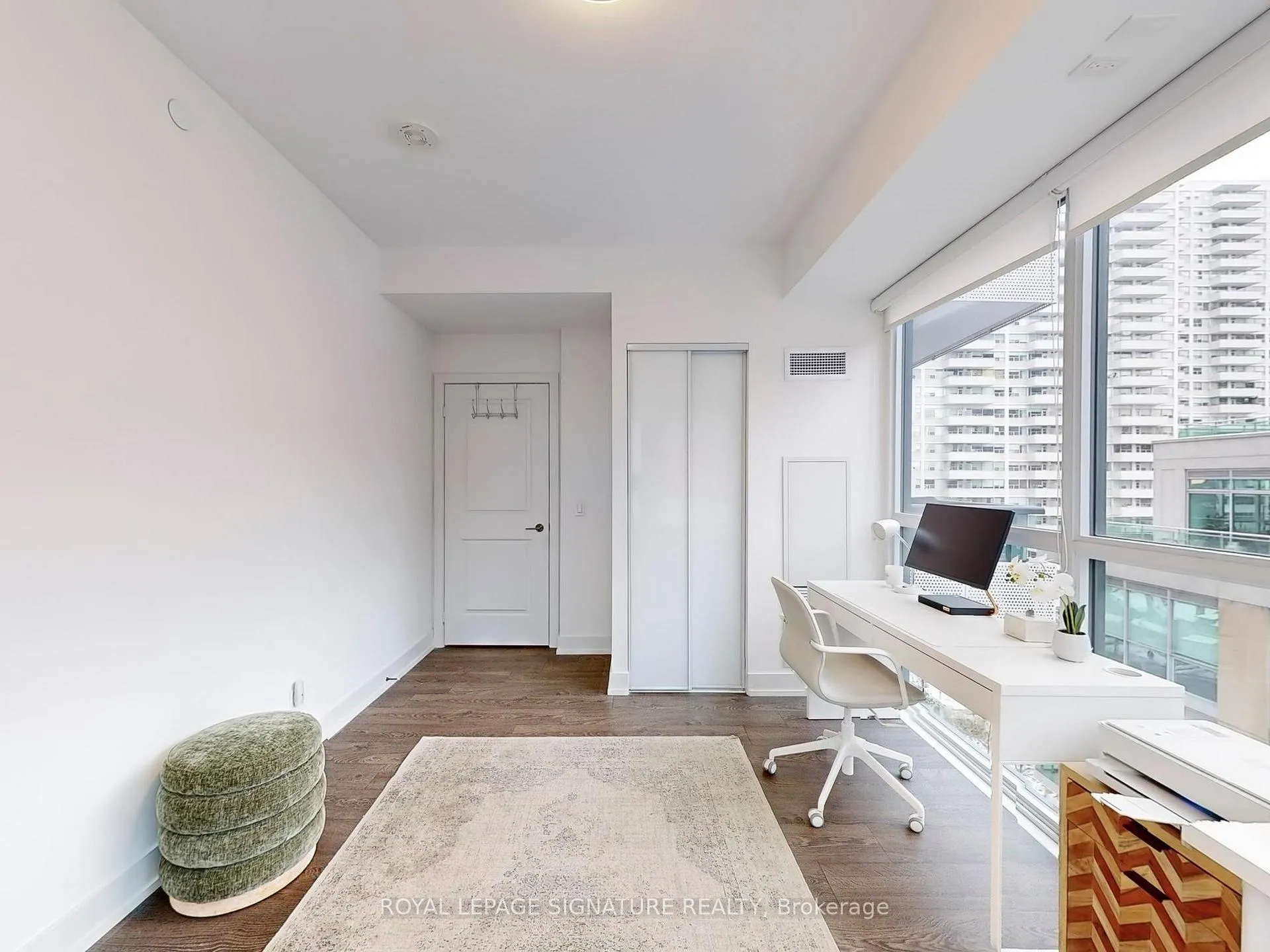 Photo 25 of Unit 809, 11 Lillian Street, Toronto, Mount Pleasant West — HOMEH