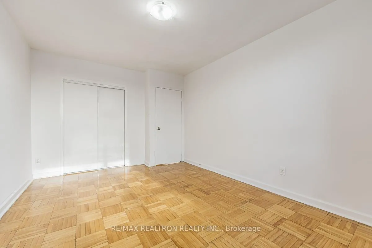 Photo 3 of Unit 215, 165 Cosburn Avenue, Toronto, Danforth Village-East York — HOMEH