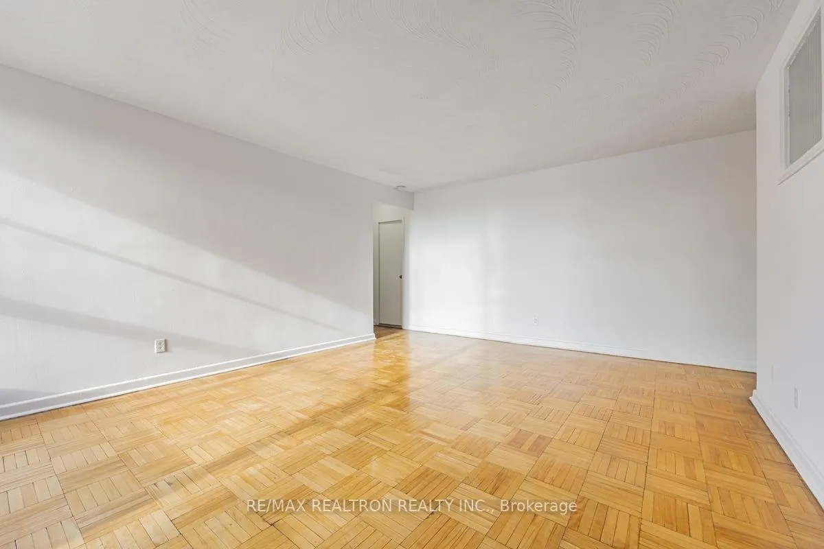 Photo 8 of Unit 215, 165 Cosburn Avenue, Toronto, Danforth Village-East York — HOMEH