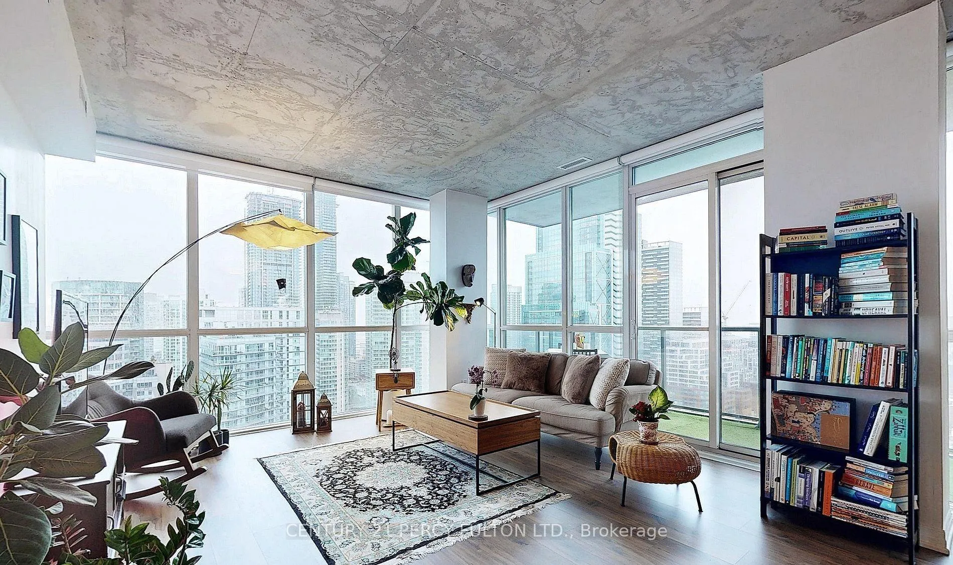 Photo 6 of Unit 2408, 88 Blue Jays Way, Toronto, Waterfront Communities — HOMEH