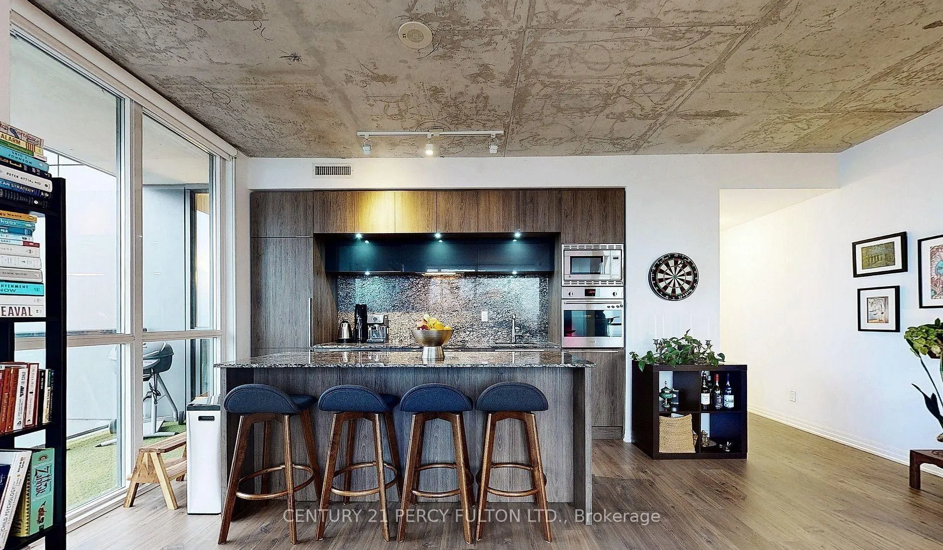 Photo 10 of Unit 2408, 88 Blue Jays Way, Toronto, Waterfront Communities — HOMEH