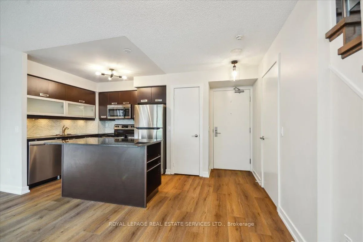 Photo 5 of Unit 405, 100 Western Battery Road, Toronto, Niagara — HOMEH