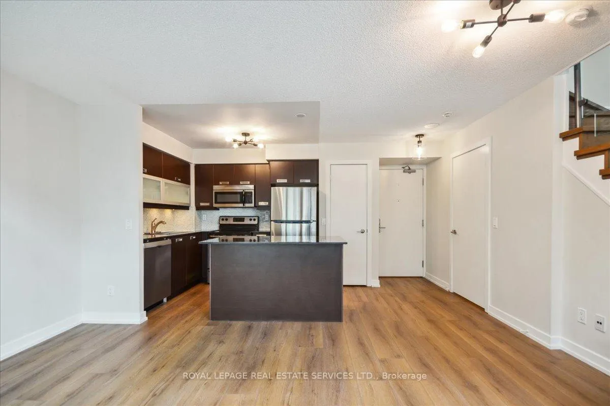 Photo 7 of Unit 405, 100 Western Battery Road, Toronto, Niagara — HOMEH