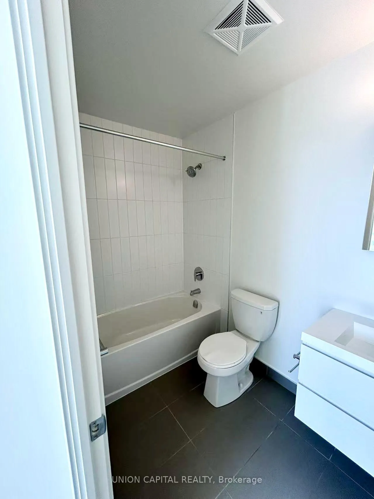 Photo 6 of Unit 1111, 56 Andre De Grasse Street, Markham, Unionville — HOMEH