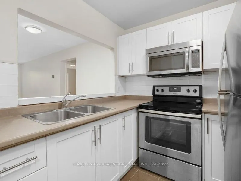 Photo 2 of Unit 303, 170 Grove Street E, Barrie, Wellington — HOMEH