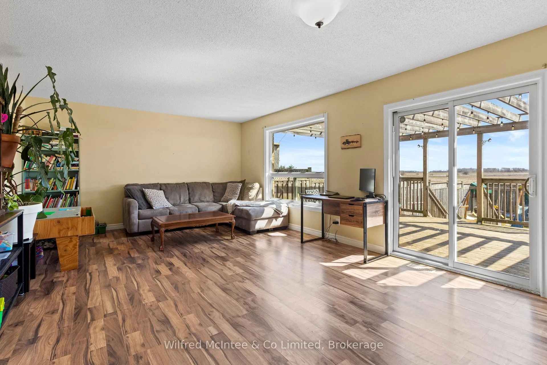 Photo 14 of 59 Dales Drive, Mapleton, Rural Mapleton — HOMEH