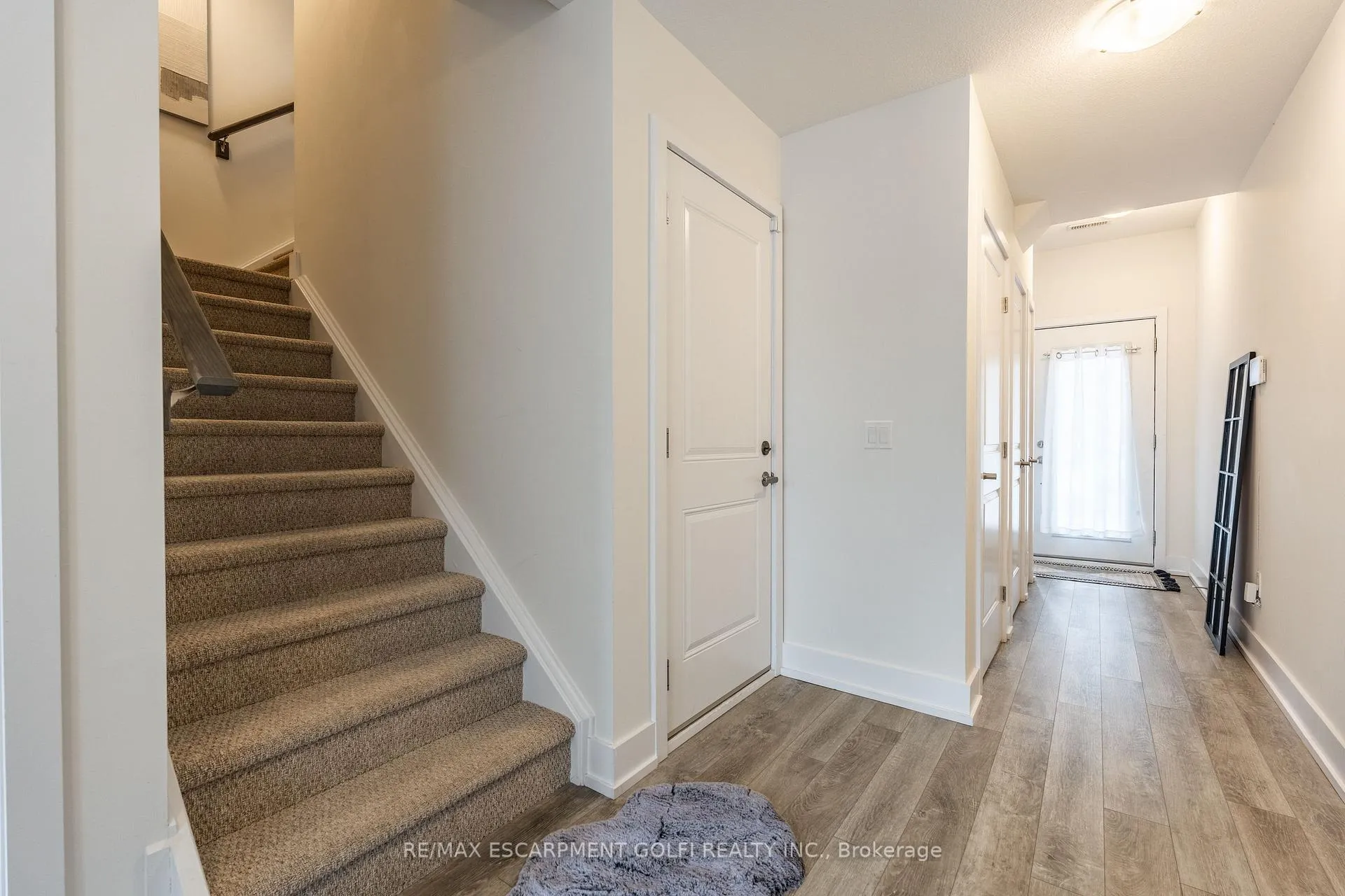 Photo 9 of Unit 10, 115 Shoreview Place, Hamilton, Stoney Creek — HOMEH
