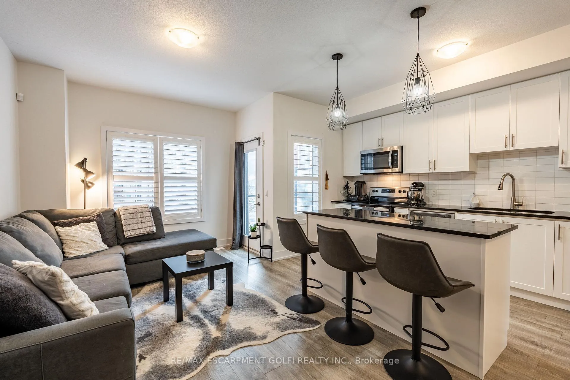 Photo 11 of Unit 10, 115 Shoreview Place, Hamilton, Stoney Creek — HOMEH