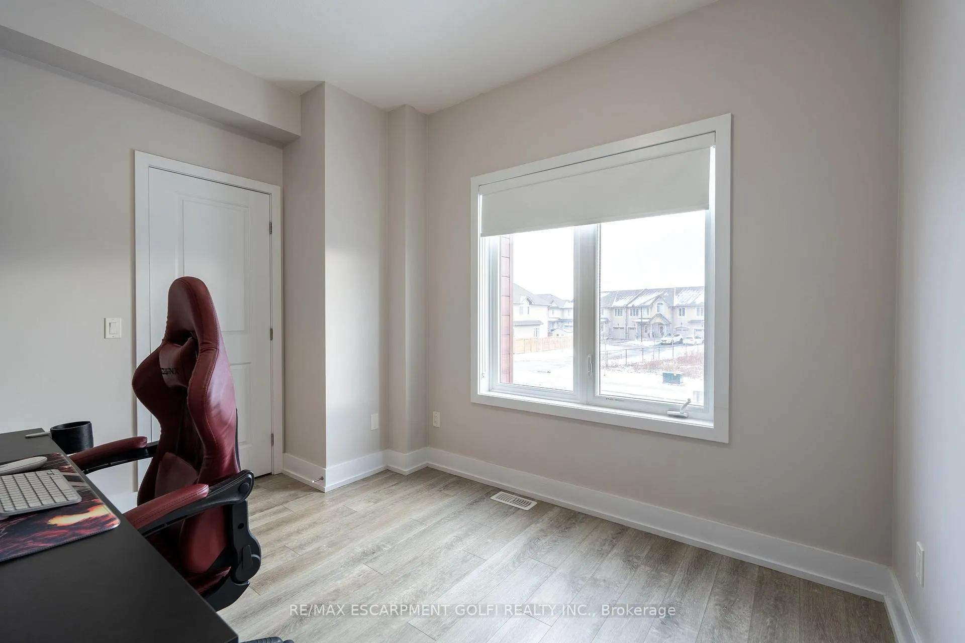 Photo 25 of Unit 10, 115 Shoreview Place, Hamilton, Stoney Creek — HOMEH