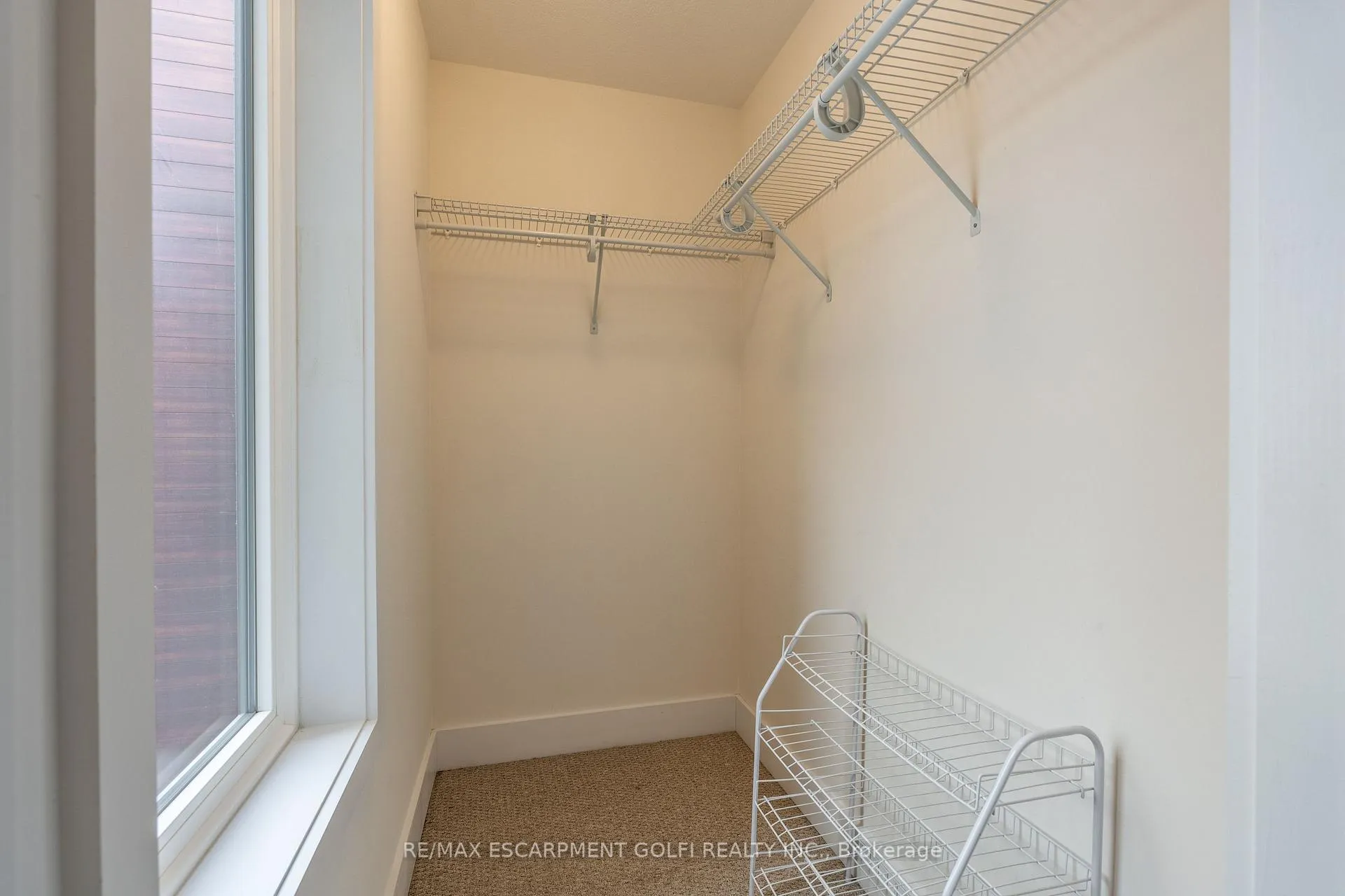 Photo 35 of Unit 10, 115 Shoreview Place, Hamilton, Stoney Creek — HOMEH