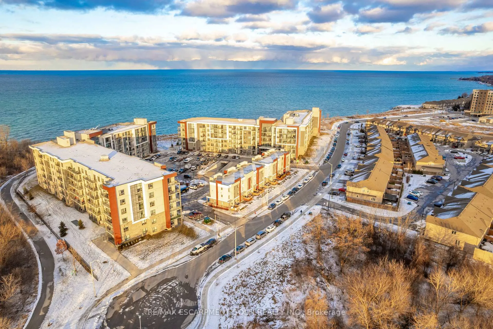 Photo 40 of Unit 10, 115 Shoreview Place, Hamilton, Stoney Creek — HOMEH