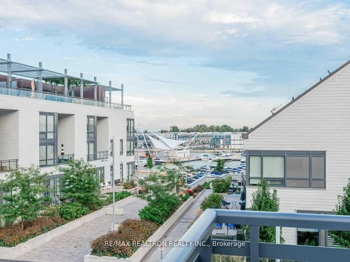 Photo 2 of Unit D326, 333 Sea Ray Avenue, Innisfil, Rural Innisfil — HOMEH