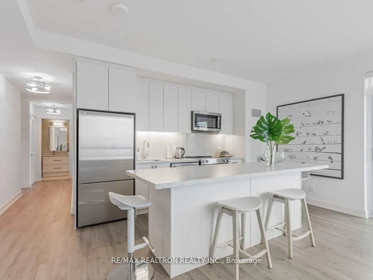 Photo 10 of Unit D326, 333 Sea Ray Avenue, Innisfil, Rural Innisfil — HOMEH
