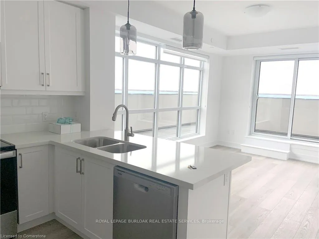 Photo 4 of Unit 1002, 460 Dundas Street E, Hamilton, Waterdown — HOMEH