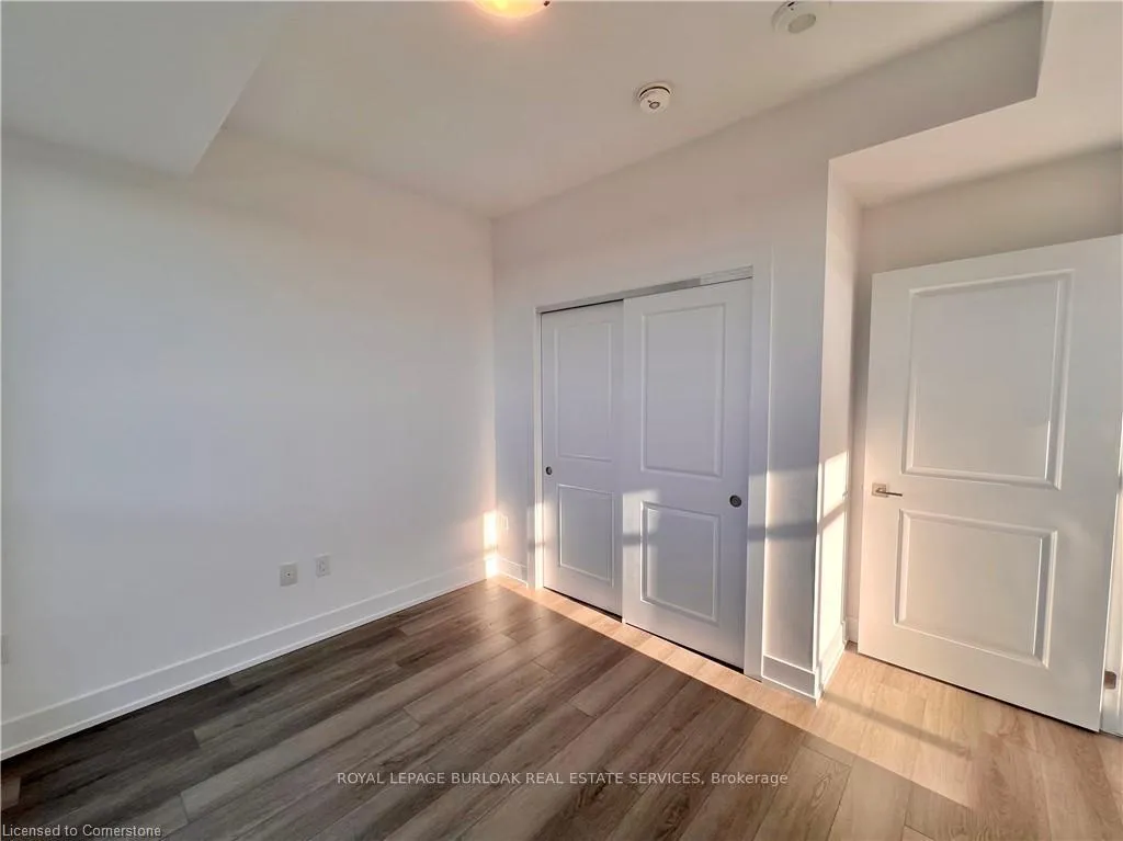 Photo 7 of Unit 1002, 460 Dundas Street E, Hamilton, Waterdown — HOMEH