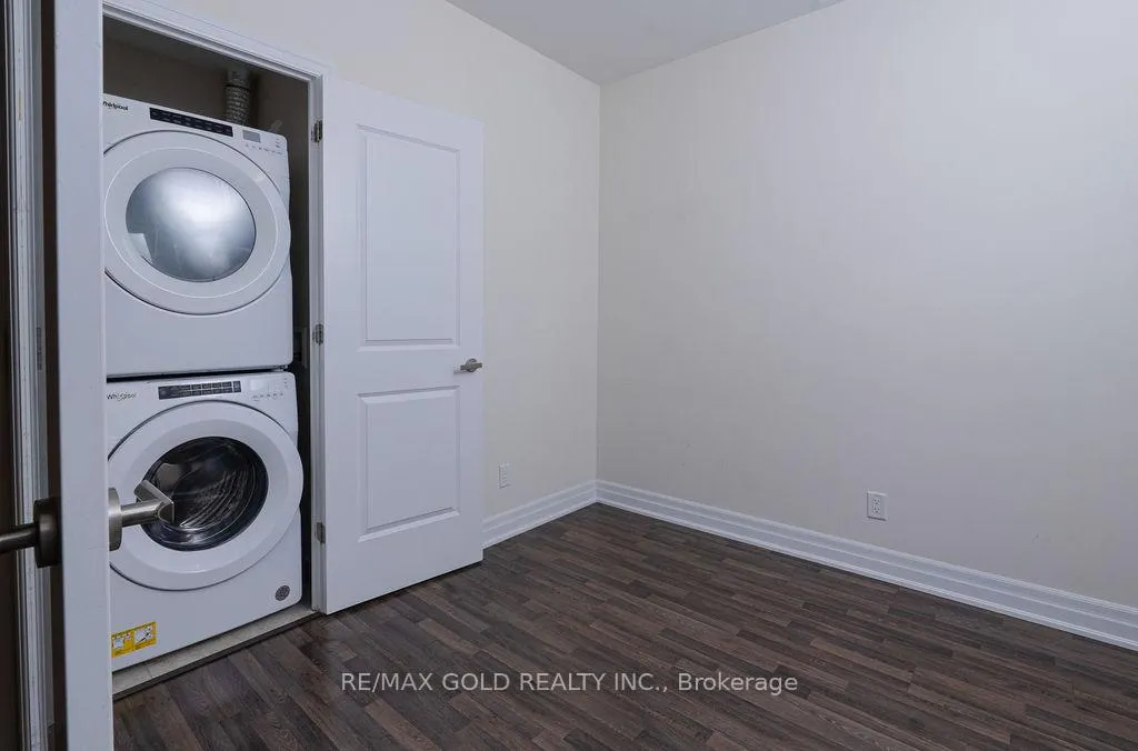 Photo 10 of Unit 1507, 9075 Jane Street, Vaughan, Concord — HOMEH