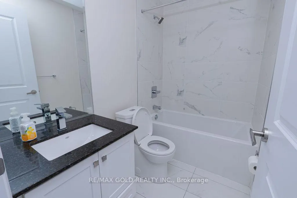 Photo 14 of Unit 1507, 9075 Jane Street, Vaughan, Concord — HOMEH