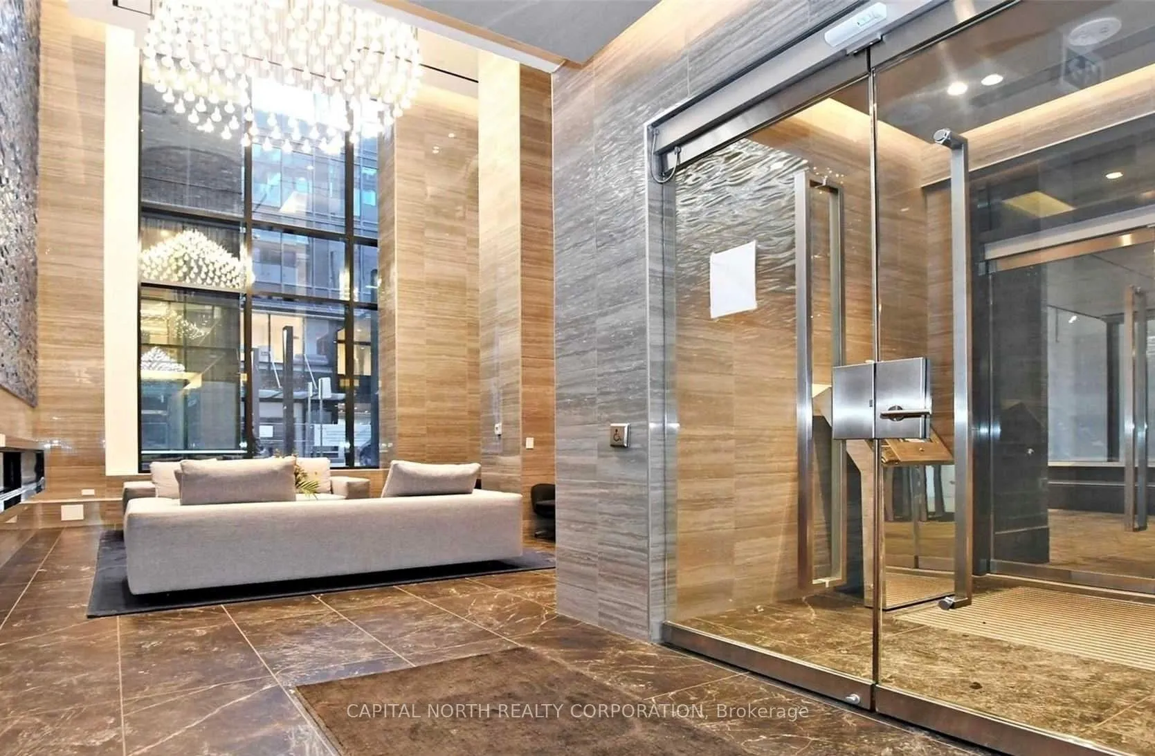 Photo 2 of Unit 4005, 115 Blue Jays Way, Toronto, Waterfront Communities — HOMEH