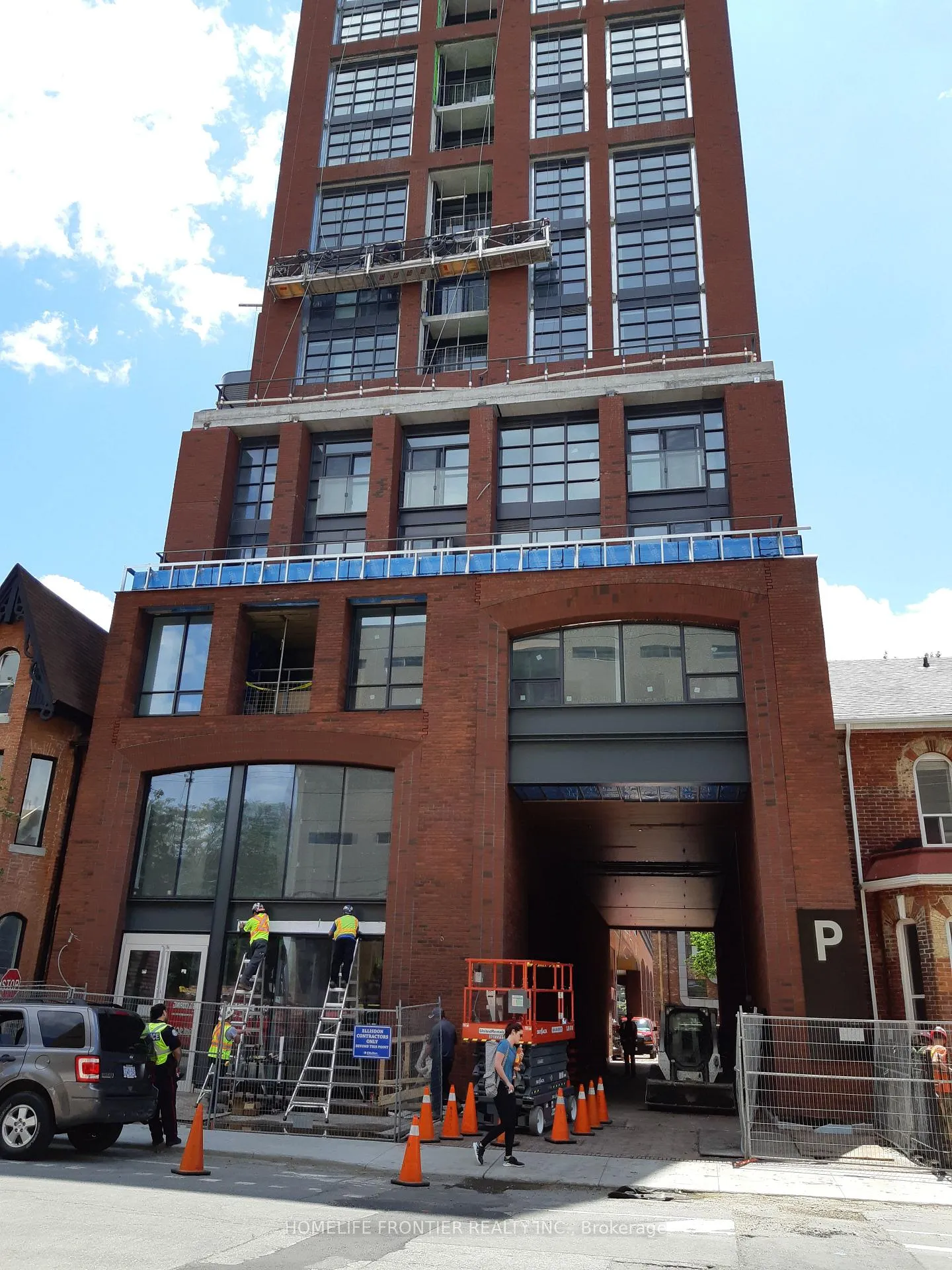 Photo 2 of Unit 706, 501 Adelaide Street W, Toronto, Waterfront Communities — HOMEH