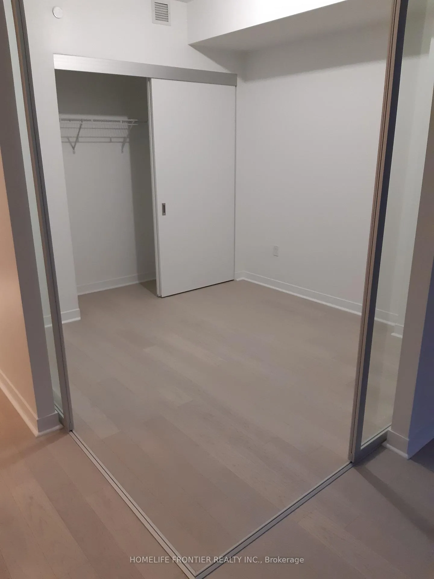 Photo 8 of Unit 706, 501 Adelaide Street W, Toronto, Waterfront Communities — HOMEH