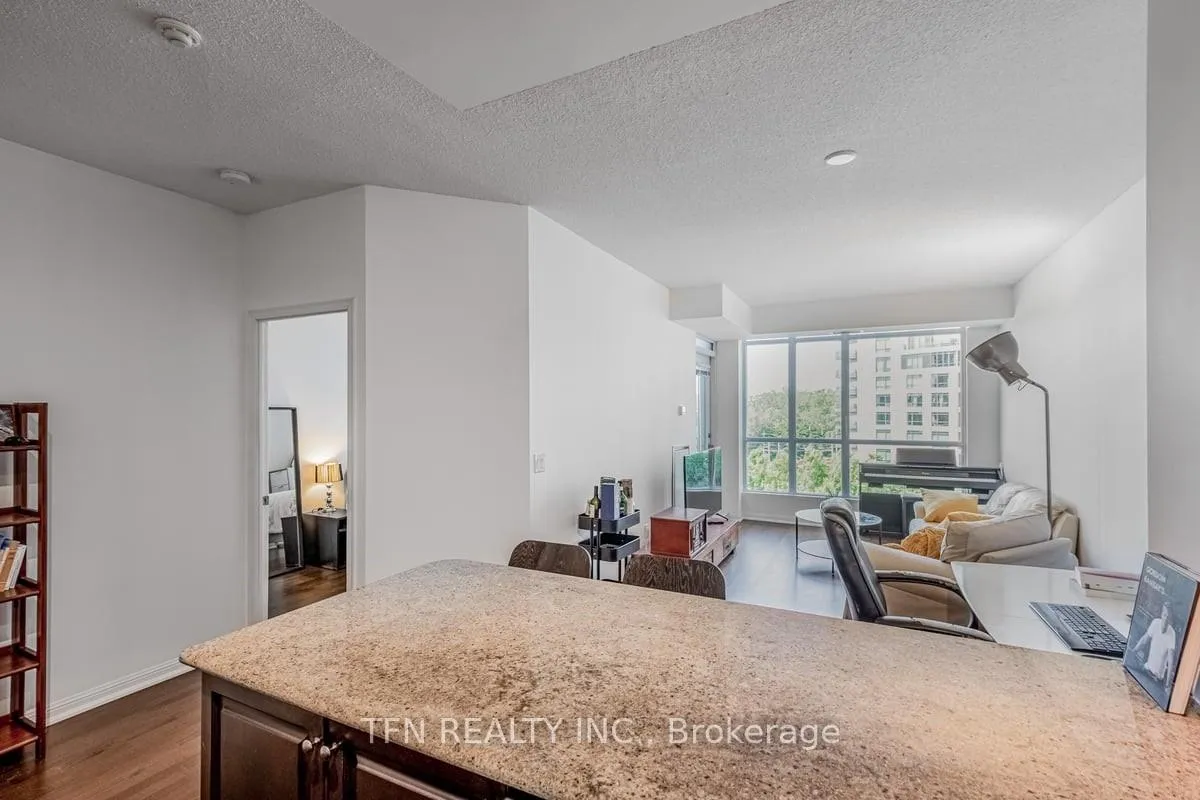 Photo 7 of Unit 501, 628 Fleet Street, Toronto, Niagara — HOMEH