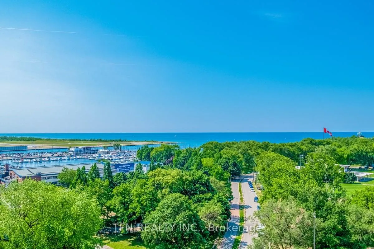 Photo 13 of Unit 501, 628 Fleet Street, Toronto, Niagara — HOMEH