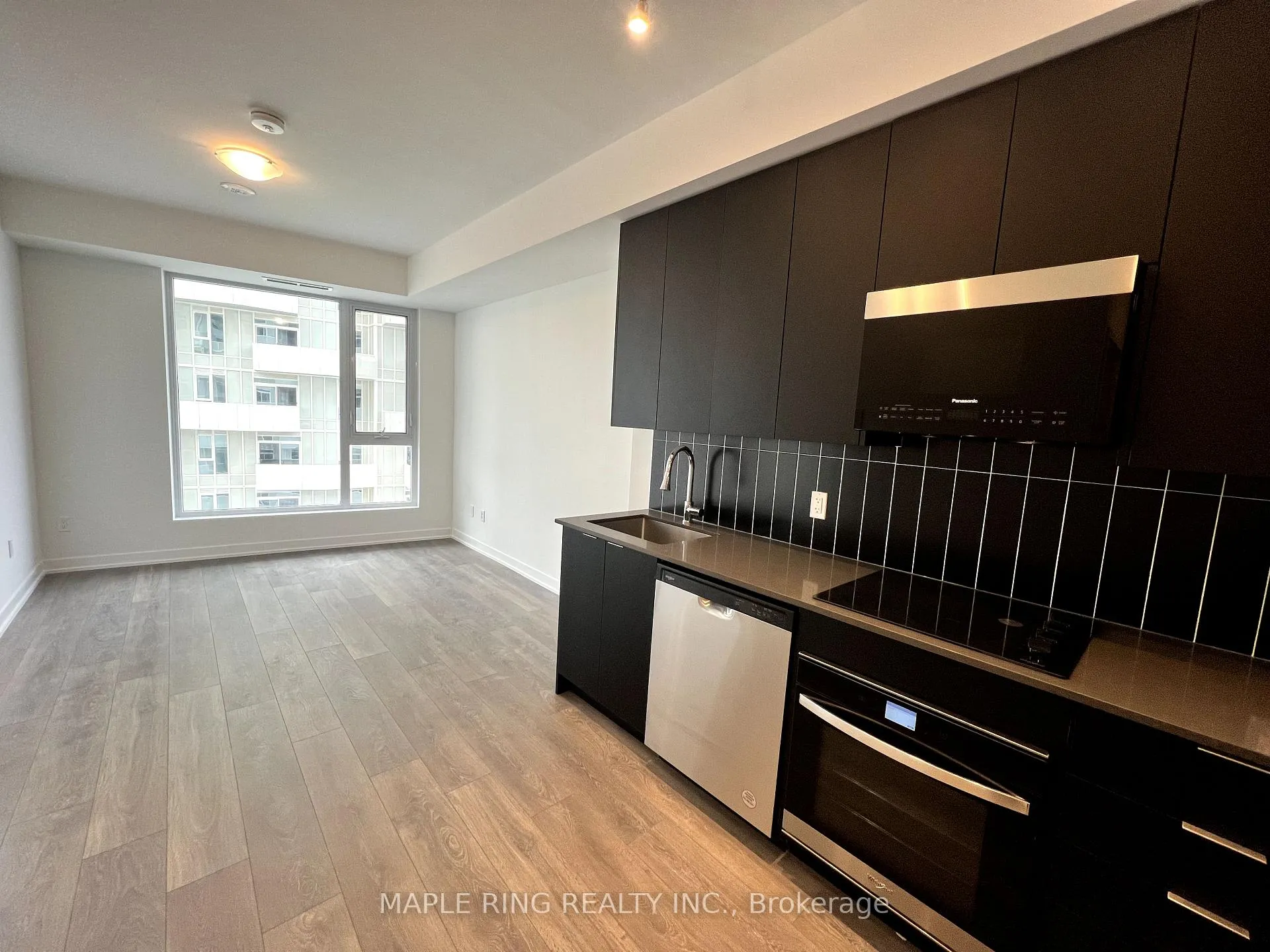 Photo 1 of Unit 1922, 498 Caldari Road, Vaughan, Concord — HOMEH