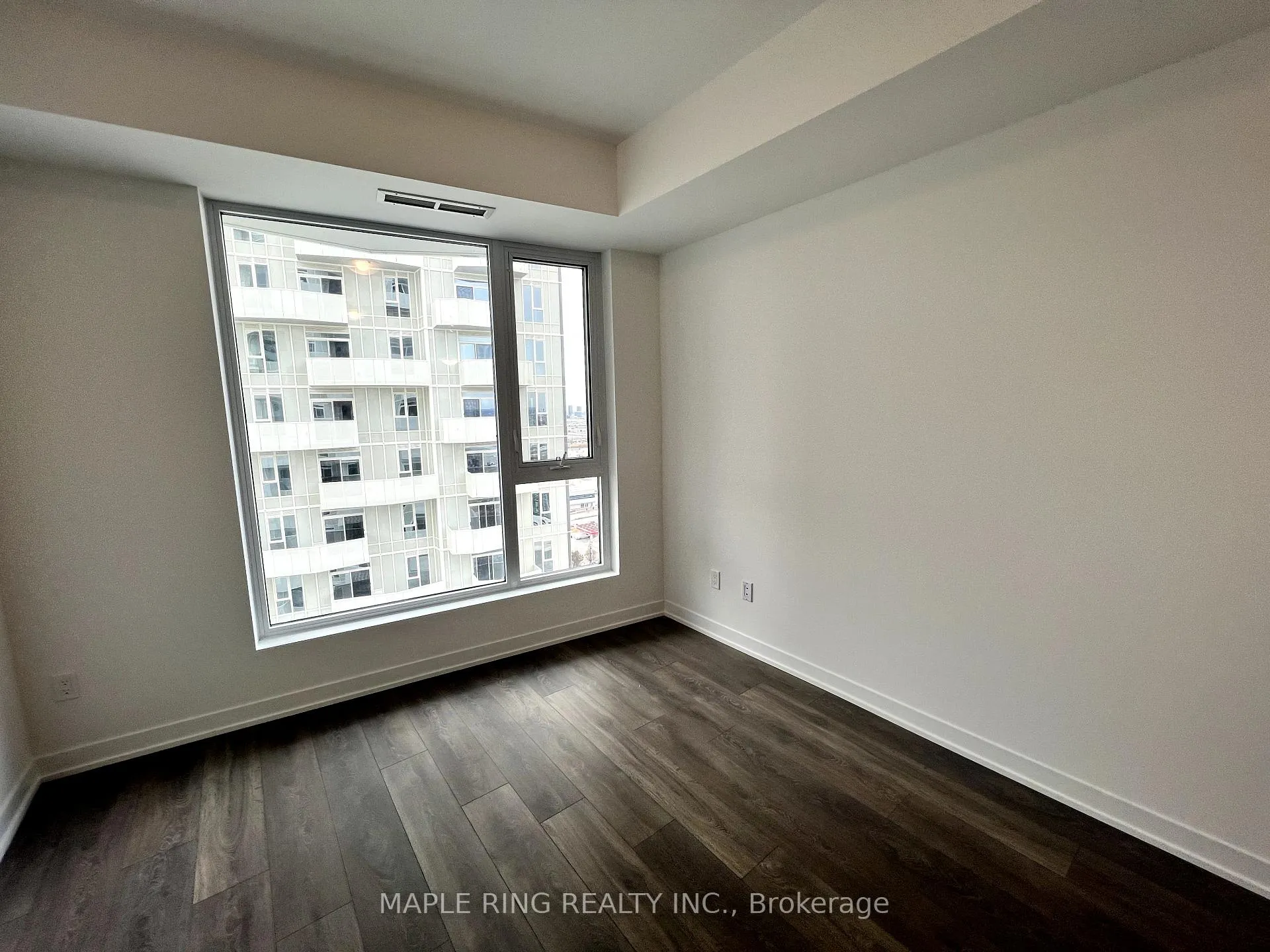 Photo 5 of Unit 1922, 498 Caldari Road, Vaughan, Concord — HOMEH