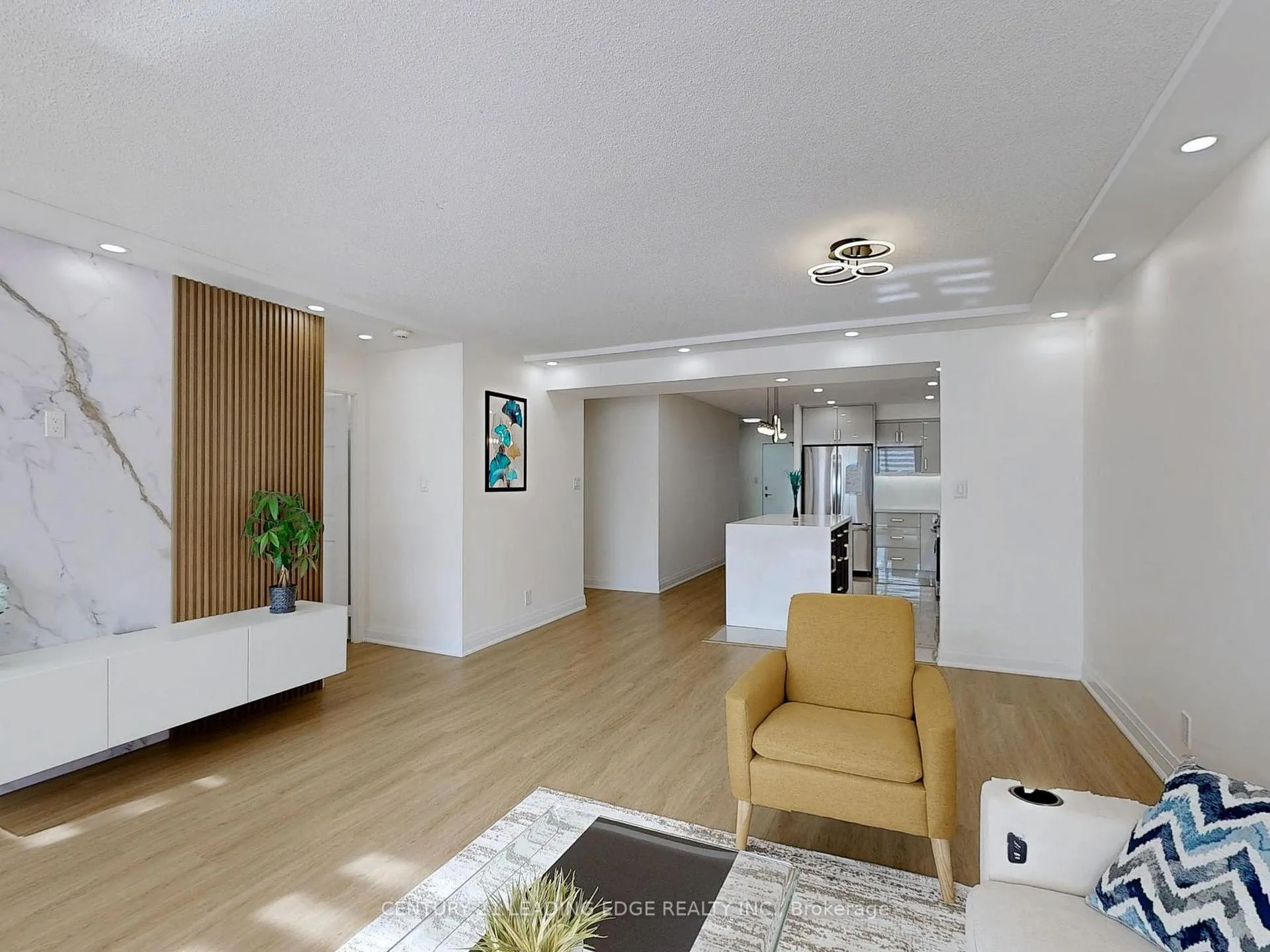Photo 8 of Unit 403, 205 Wynford Drive, Toronto, Flemingdon Park — HOMEH