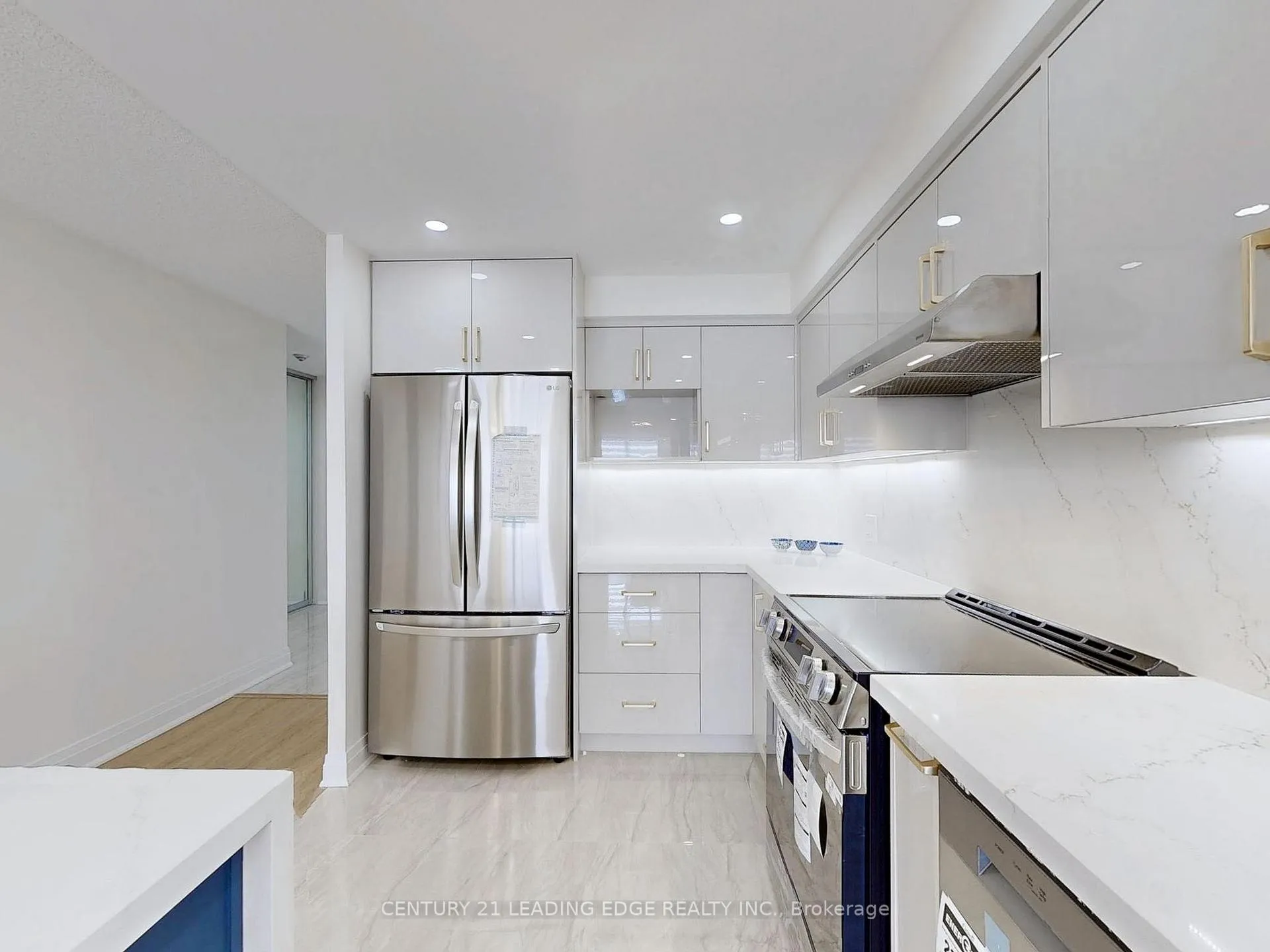 Photo 10 of Unit 403, 205 Wynford Drive, Toronto, Flemingdon Park — HOMEH