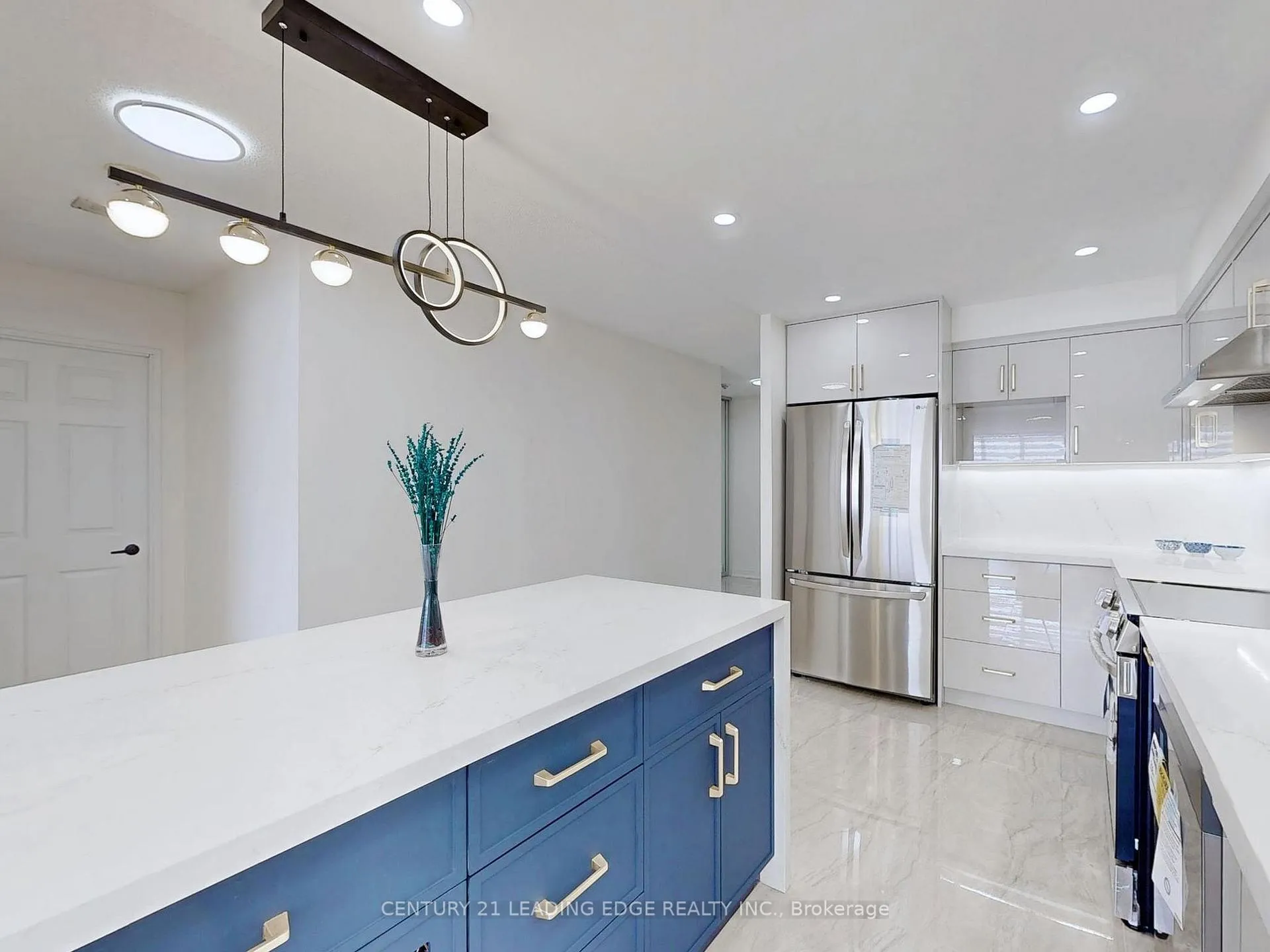 Photo 11 of Unit 403, 205 Wynford Drive, Toronto, Flemingdon Park — HOMEH