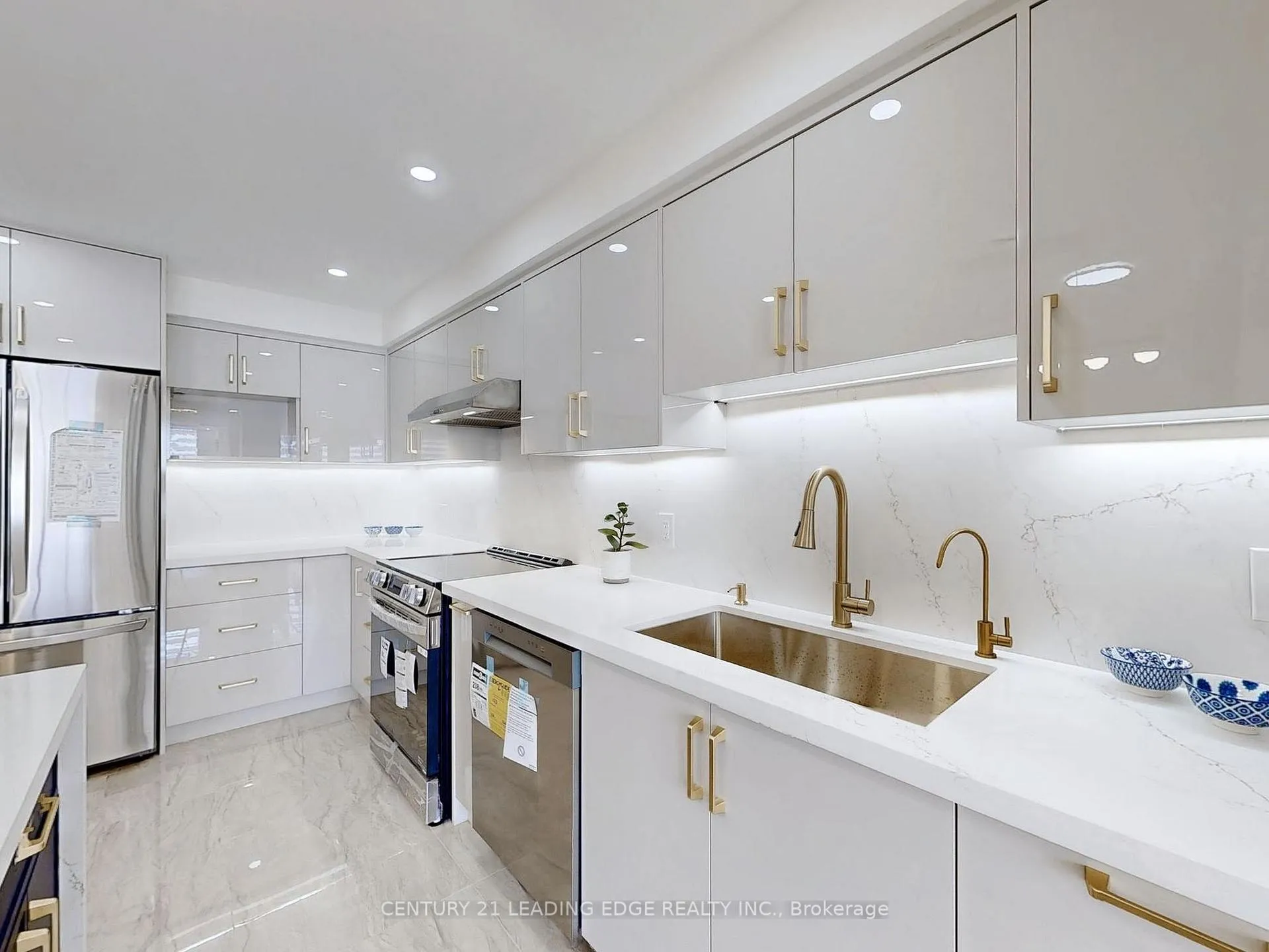 Photo 12 of Unit 403, 205 Wynford Drive, Toronto, Flemingdon Park — HOMEH