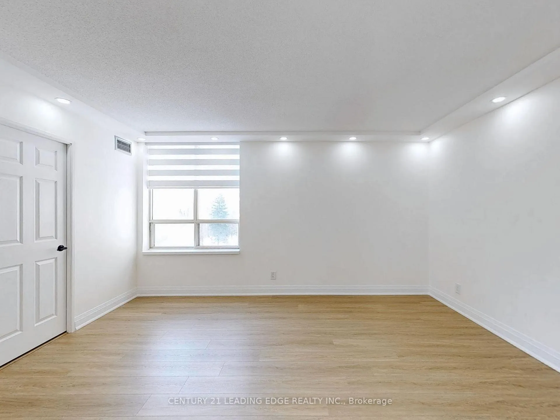 Photo 19 of Unit 403, 205 Wynford Drive, Toronto, Flemingdon Park — HOMEH