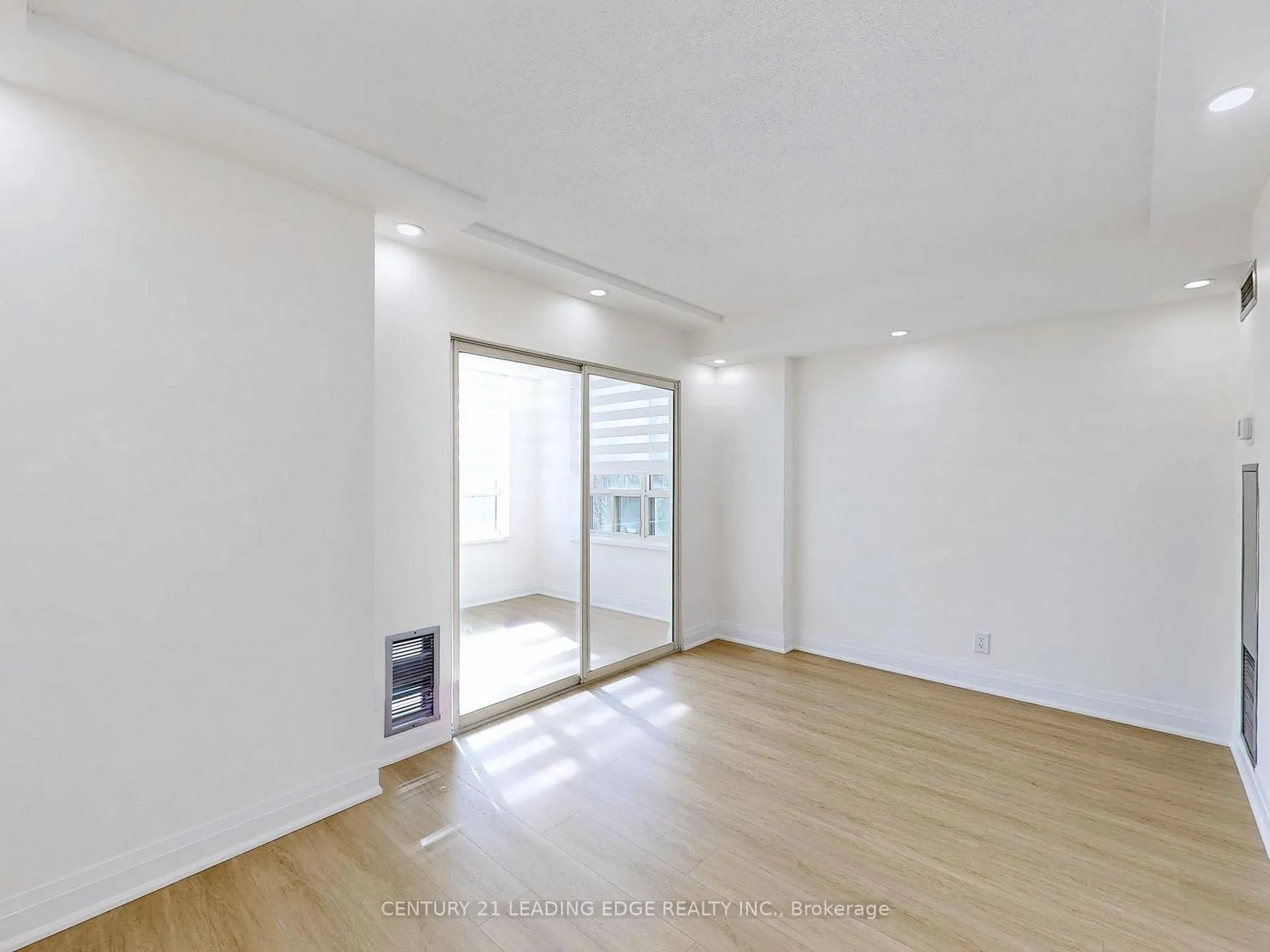 Photo 26 of Unit 403, 205 Wynford Drive, Toronto, Flemingdon Park — HOMEH