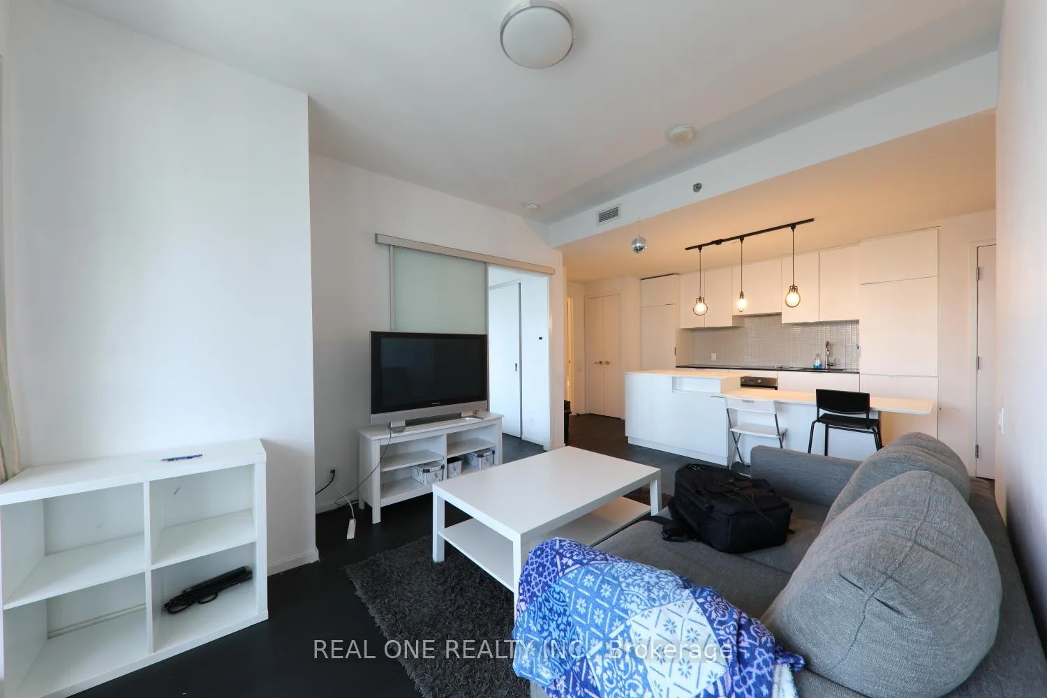Photo 10 of Unit 2011, 5 St. Joseph Street, Toronto, Bay Street Corridor — HOMEH