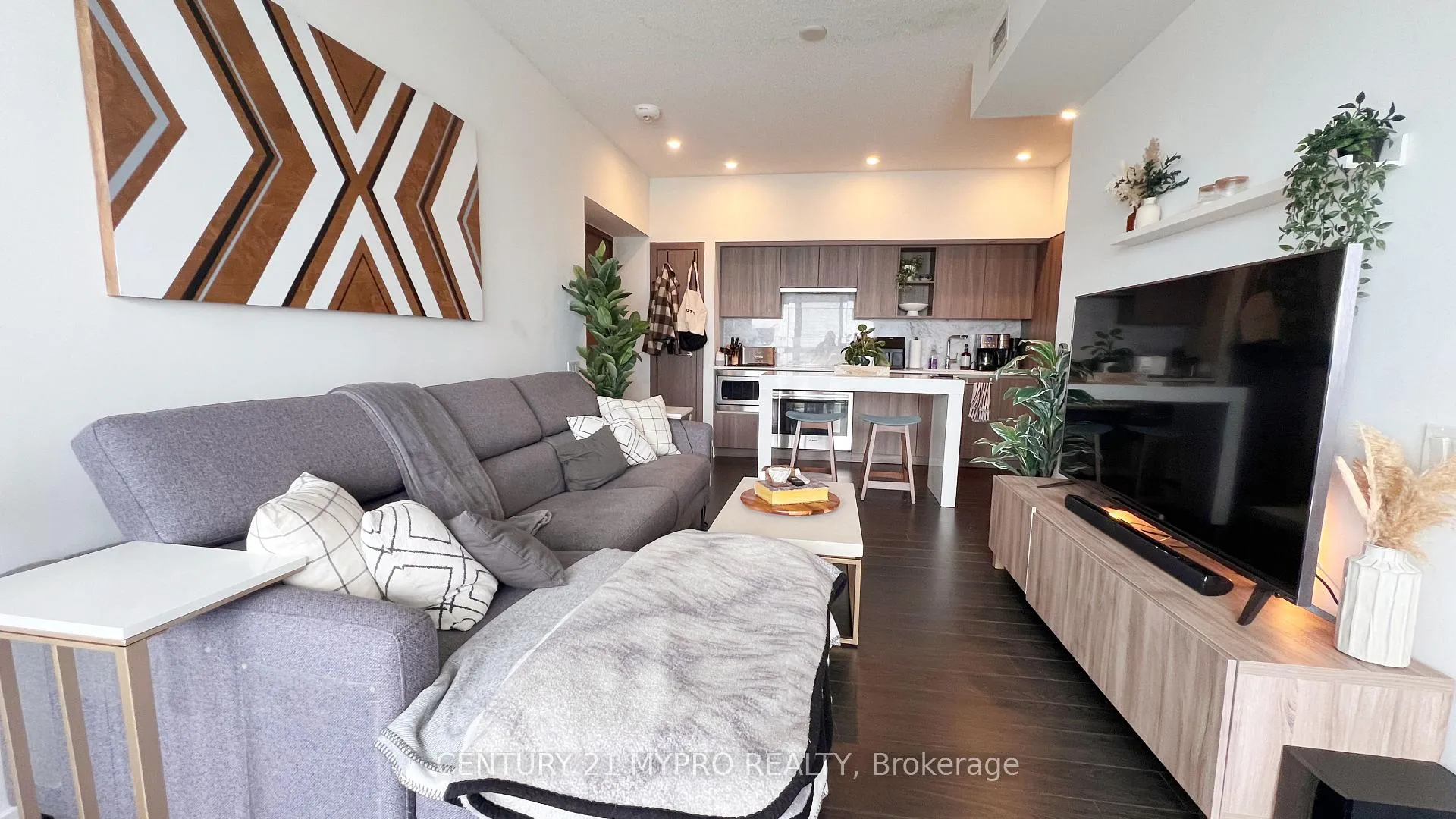 Photo 6 of Unit 4015, 17 Bathurst Street, Toronto, Waterfront Communities — HOMEH