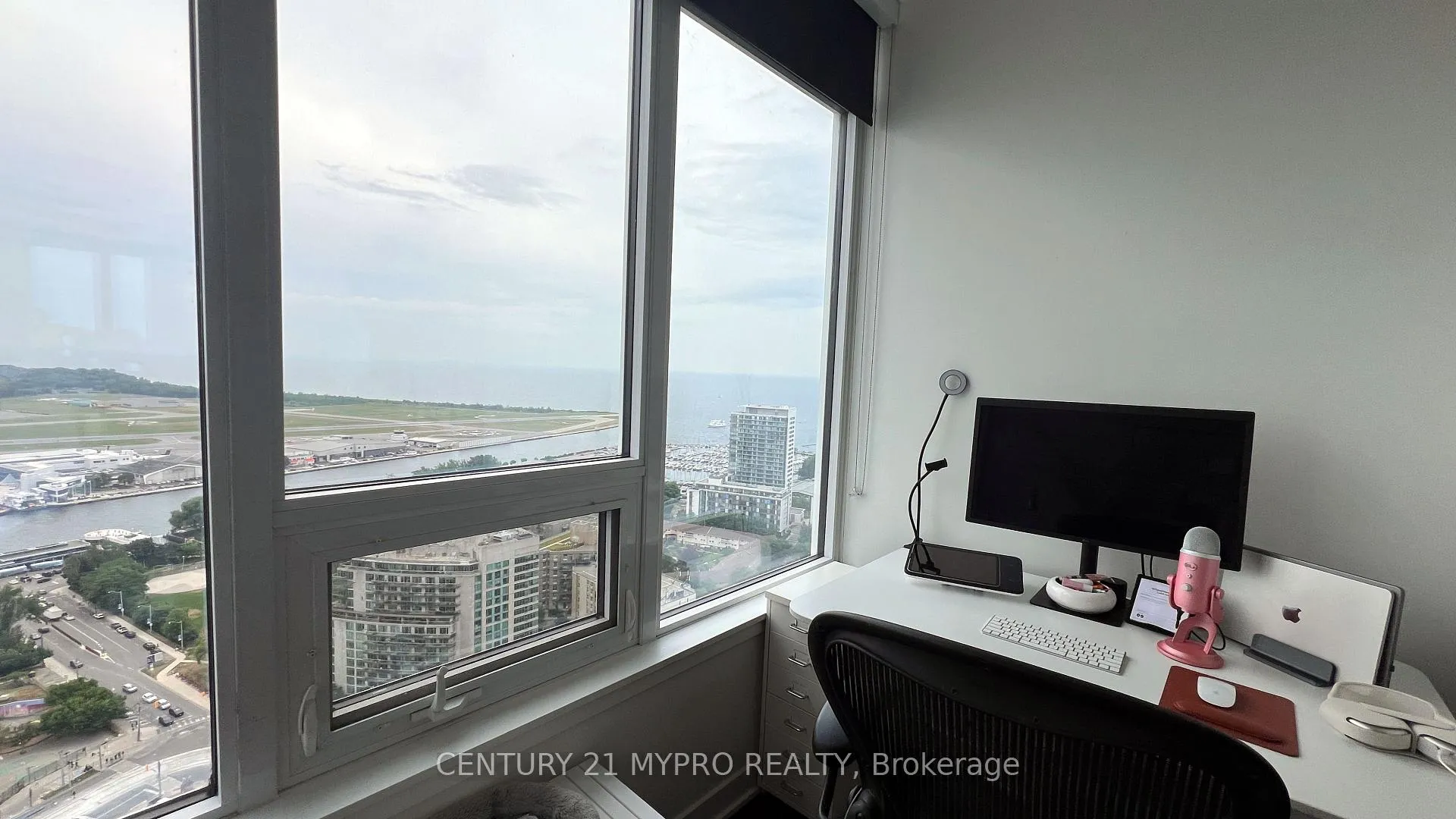 Photo 17 of Unit 4015, 17 Bathurst Street, Toronto, Waterfront Communities — HOMEH