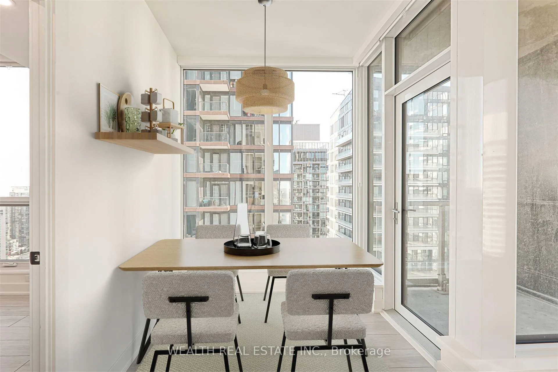 Photo 6 of Unit 3710, 35 Mercer Street, Toronto, Waterfront Communities — HOMEH