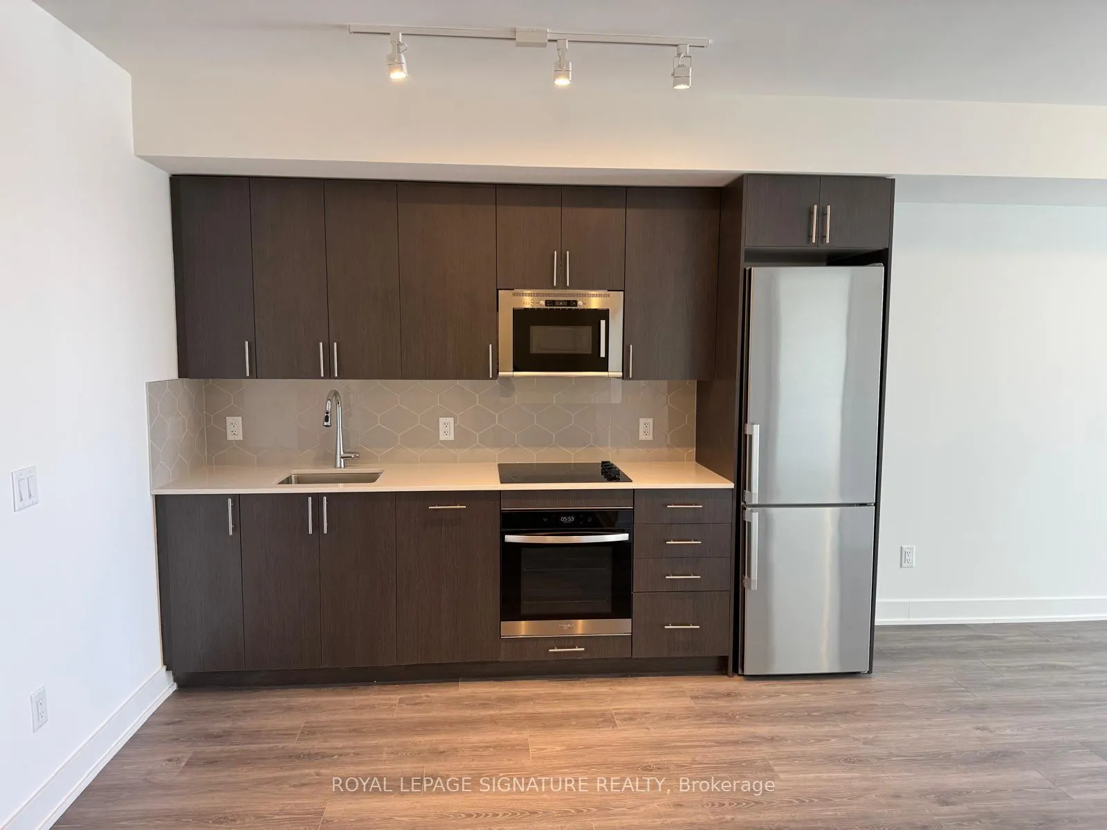 Photo 10 of Unit 1513, 2545 Simcoe Street N, Oshawa, Windfields — HOMEH