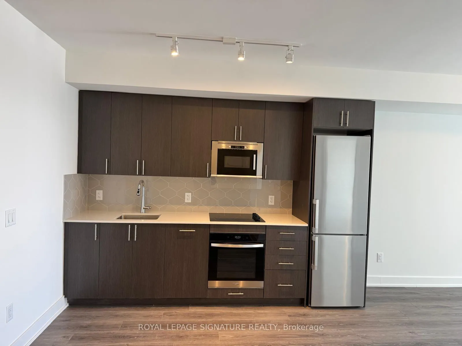 Photo 11 of Unit 1513, 2545 Simcoe Street N, Oshawa, Windfields — HOMEH
