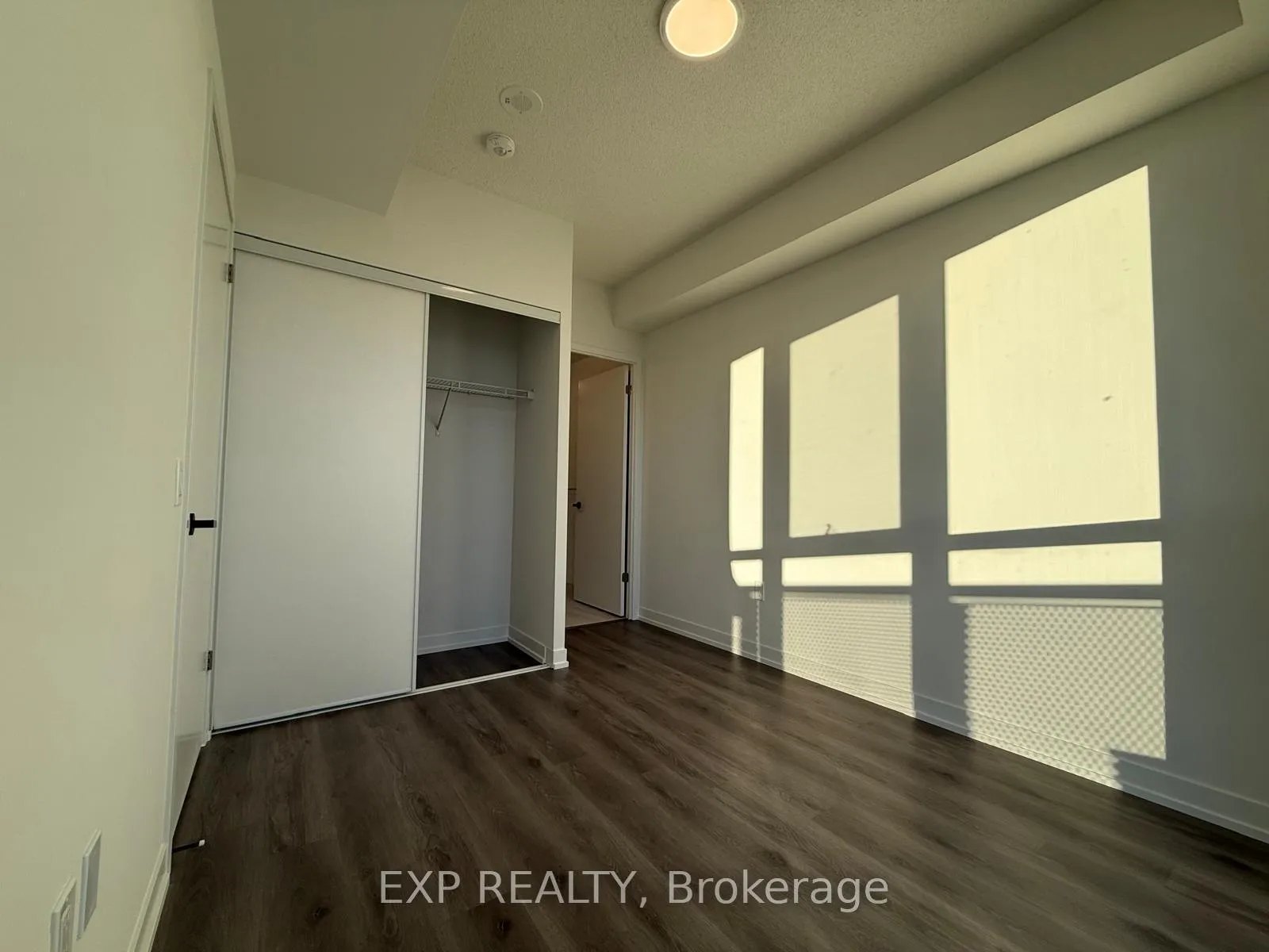 Photo 17 of Unit 5208, 225 Commerce Street, Vaughan, Vaughan Corporate Centre — HOMEH
