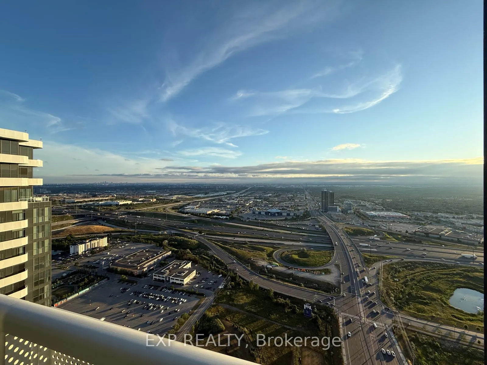 Photo 24 of Unit 5208, 225 Commerce Street, Vaughan, Vaughan Corporate Centre — HOMEH