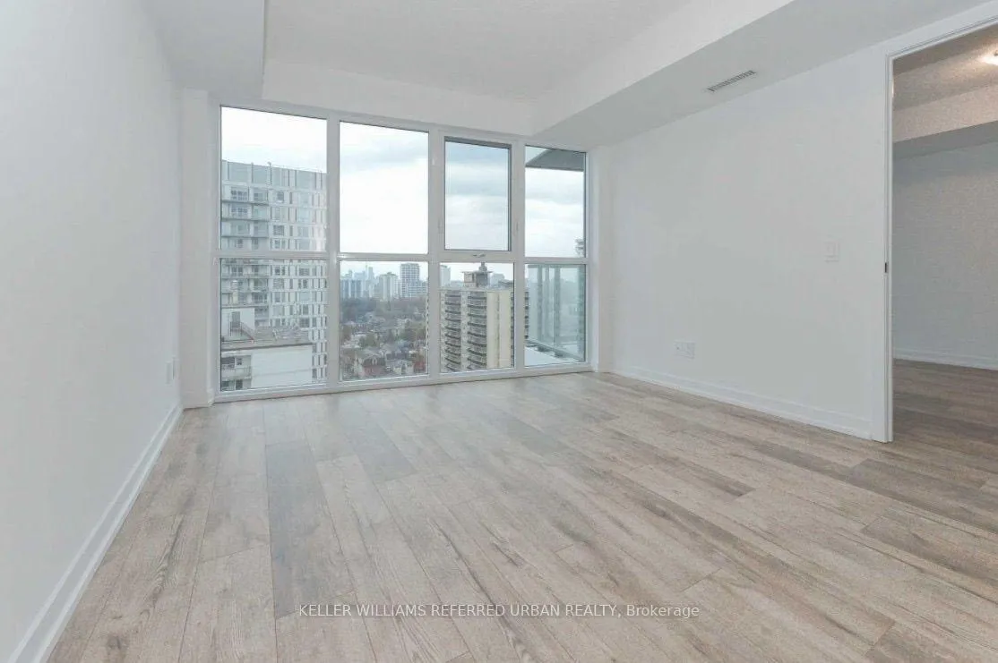 Photo 4 of Unit 2109, 125 Redpath Avenue, Toronto, Mount Pleasant West — HOMEH