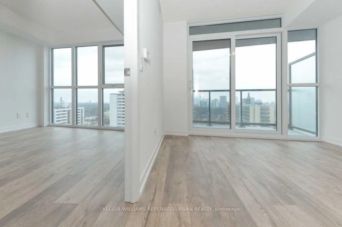 Photo 6 of Unit 2109, 125 Redpath Avenue, Toronto, Mount Pleasant West — HOMEH