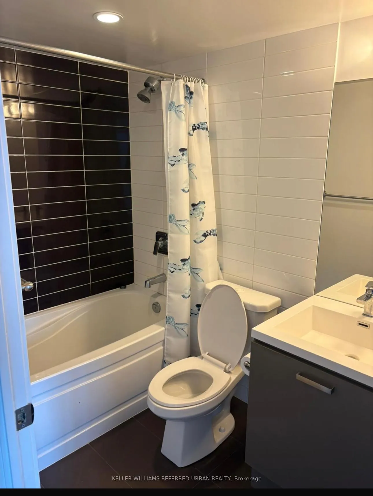 Photo 9 of Unit 2109, 125 Redpath Avenue, Toronto, Mount Pleasant West — HOMEH
