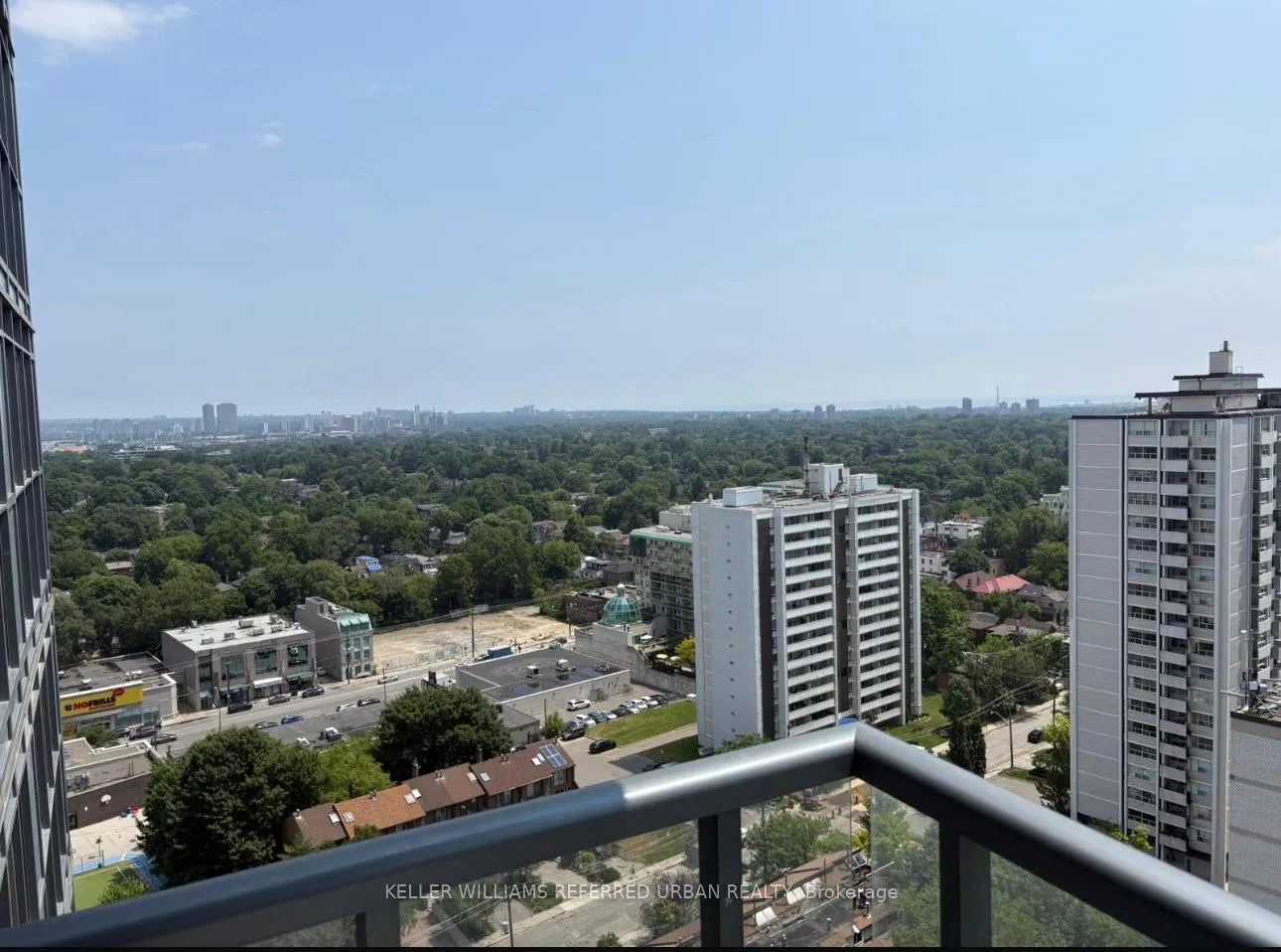 Photo 11 of Unit 2109, 125 Redpath Avenue, Toronto, Mount Pleasant West — HOMEH