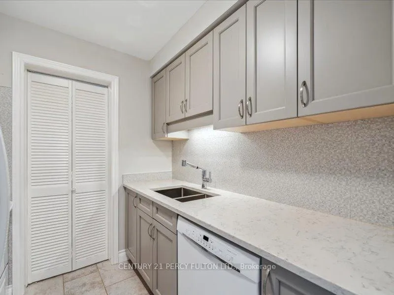 Photo 12 of Unit 409, 193 Lake Driveway, Ajax, South West — HOMEH